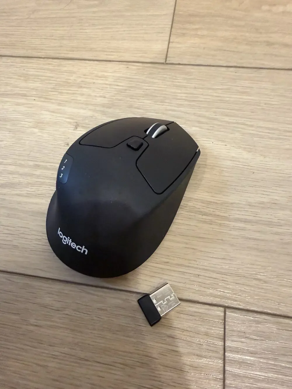 Logitech M720 Triathlon Multi-Device Wireless Mouse USB Receiver Bluetooth Black